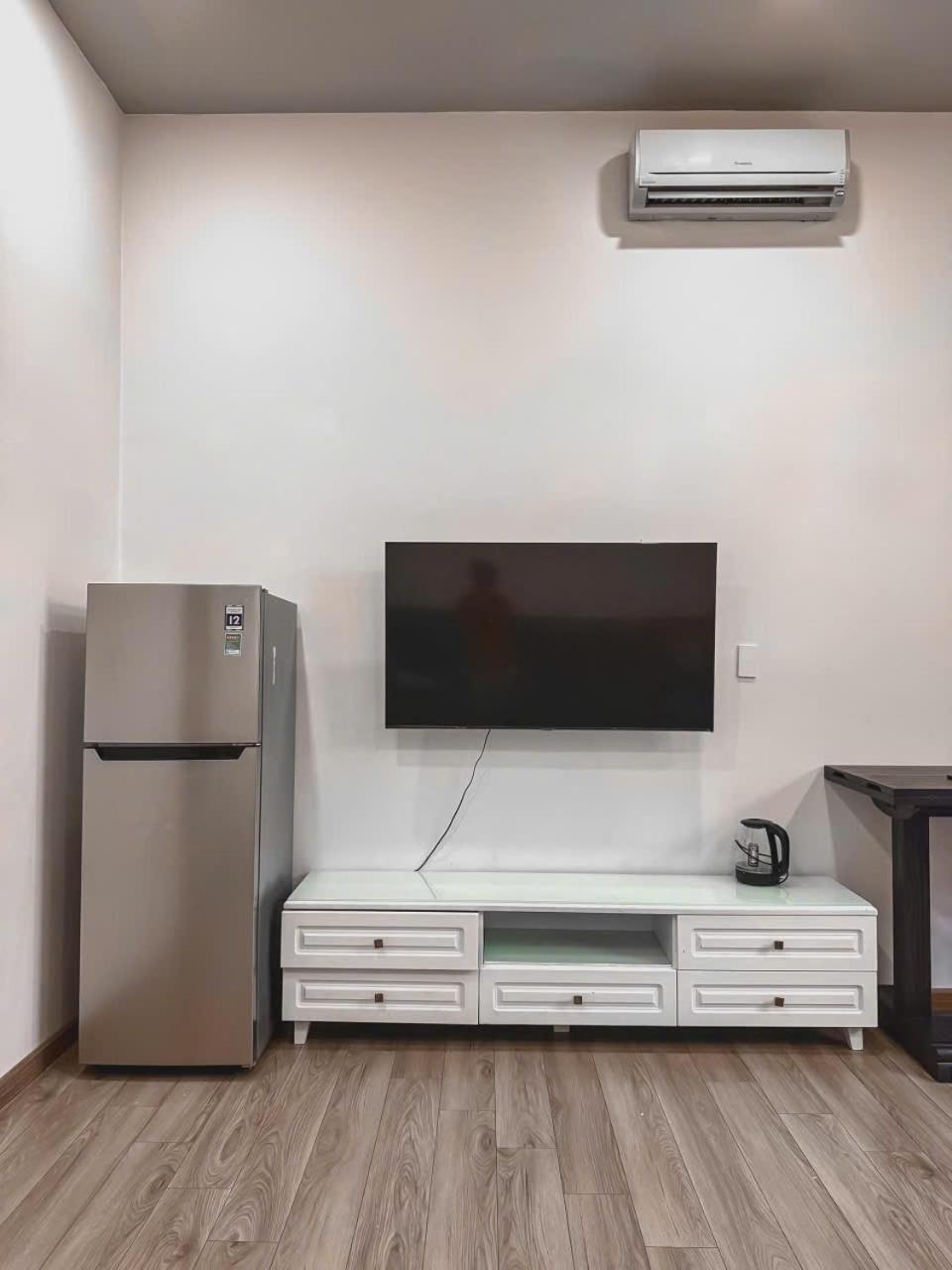 B786 Airport Apartment Хошимін Екстер'єр фото